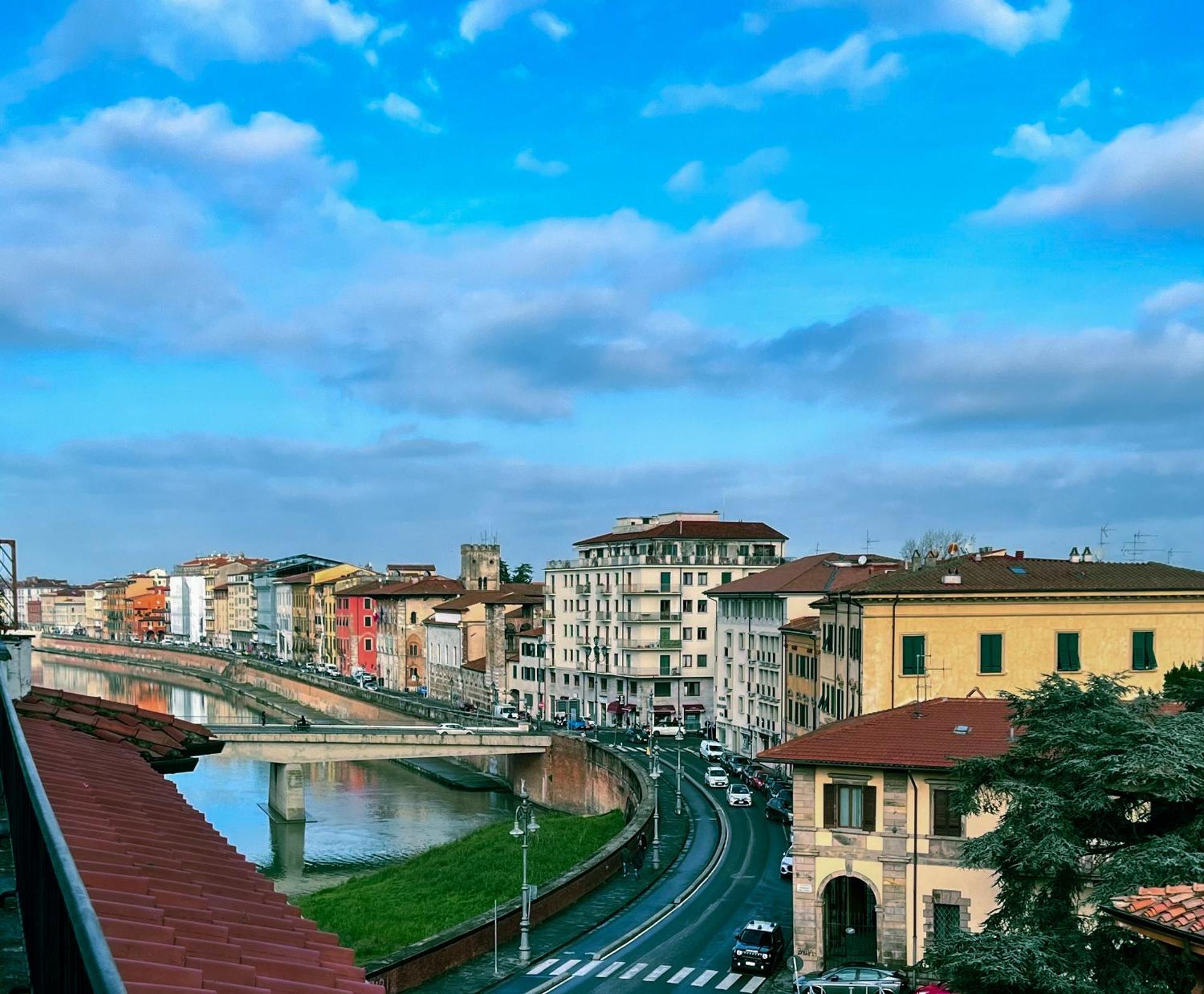 Ferienwohnung Attico Terrazza Vista Panoramica Lungarni Pisani Exterior foto